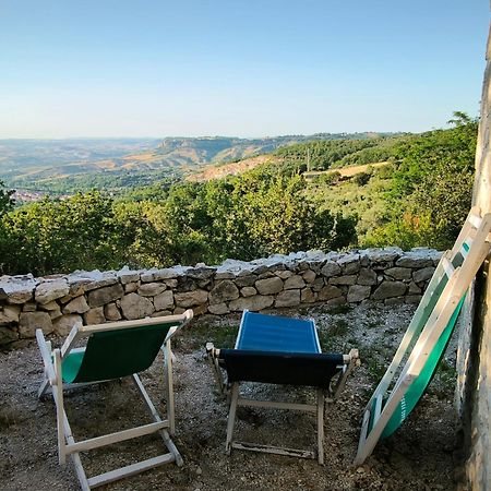 La Casa Dalle Finestre Blu Abbateggio Exterior photo